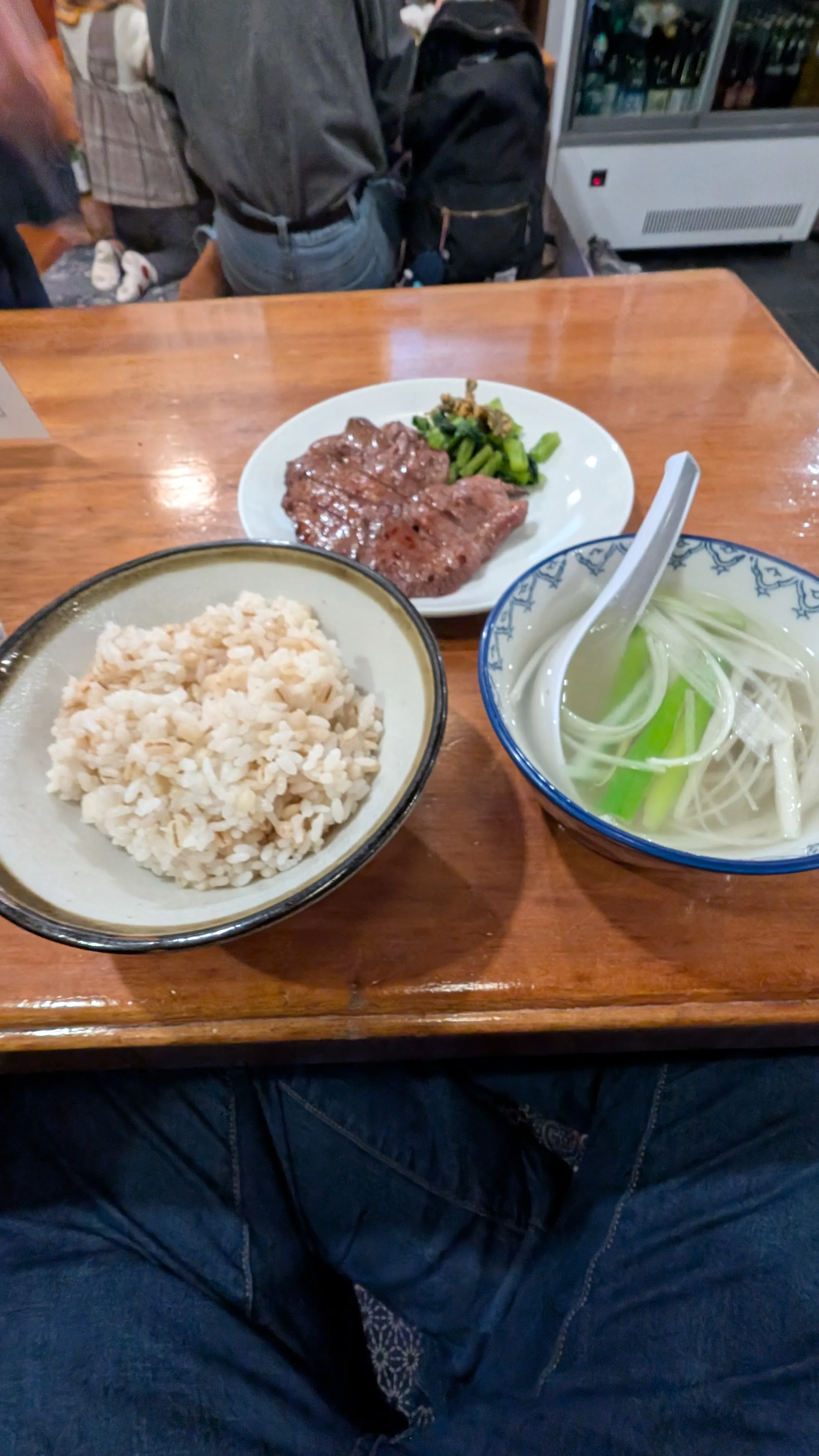 牛タン定食（麦飯・テールスープ付き）